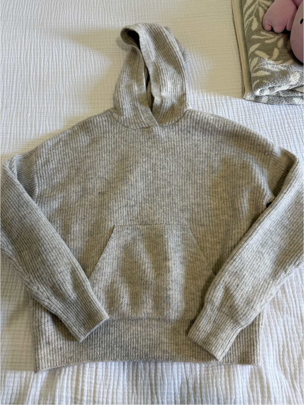 EDIKTED Ryan Destiny Sweater Hoodie